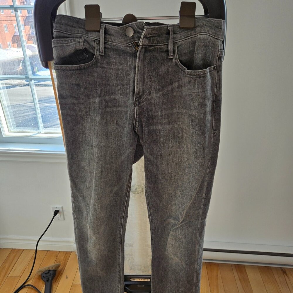 Frame L'Homme Slim men's jeans (tag size 32..actual size = 33 waist x 31 inseam)